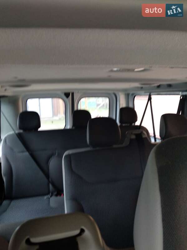 Мінівен Opel Vivaro 2012 в Яремчі фото 39 Мінівен Opel Vivaro 2012 в Яремчі