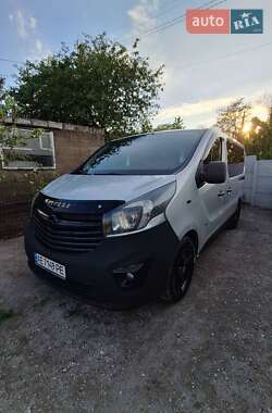 Минивэн Opel Vivaro 2015 в Днепре