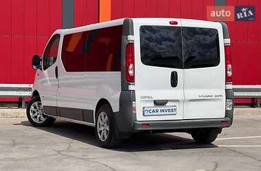 Минивэн Opel Vivaro 2010 в 