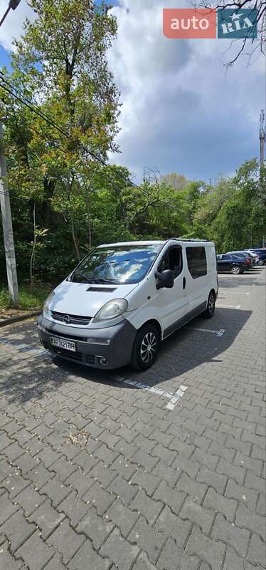 Мінівен Opel Vivaro 2006 в 