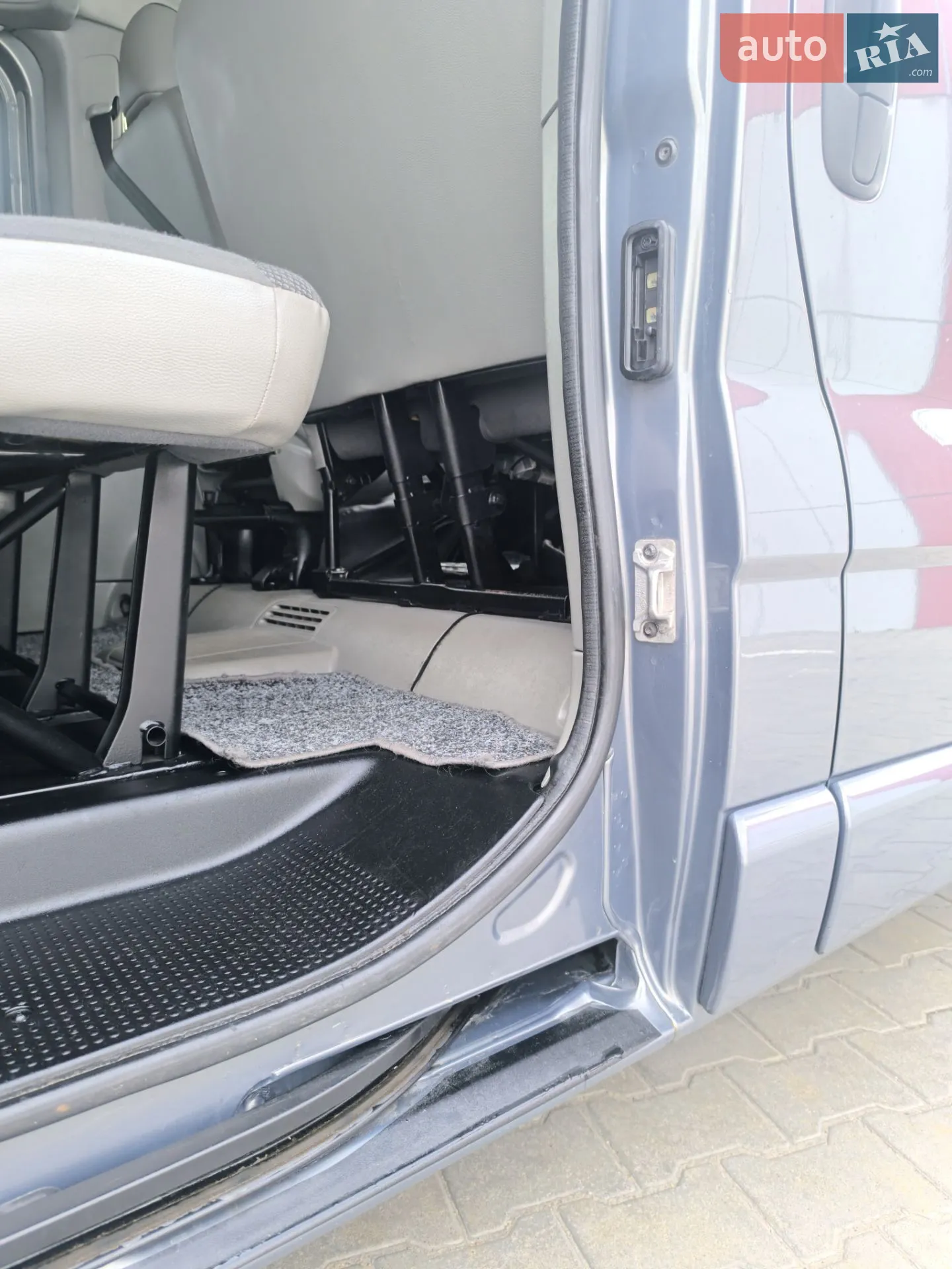 2011 Opel Vivaro - мініатюра 59