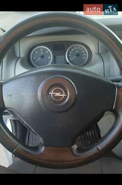 Минивэн Opel Vivaro 2008 в 