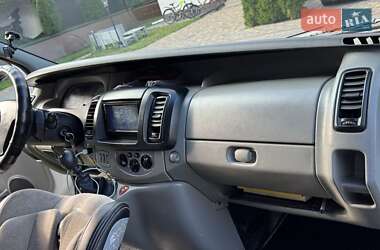 Минивэн Opel Vivaro 2009 в 