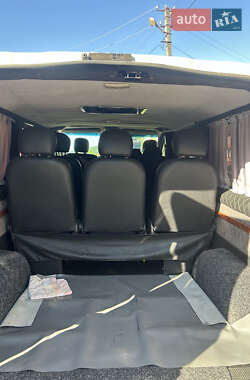 Мінівен Opel Vivaro 2013 в 
