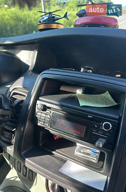 Мінівен Opel Vivaro 2013 в 