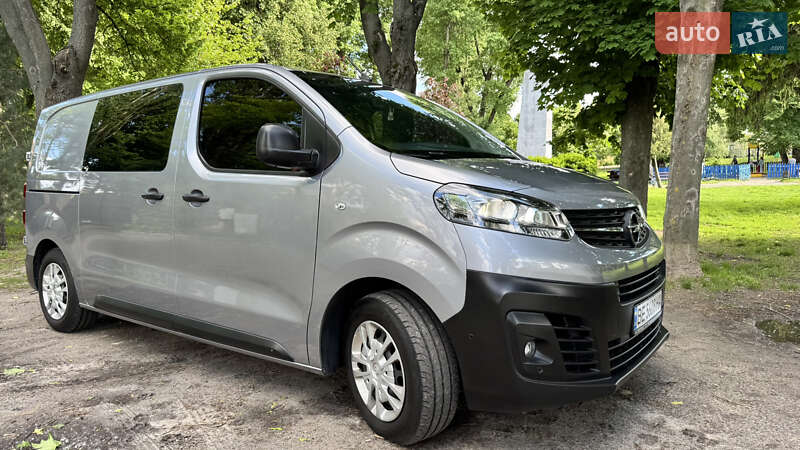 Мінівен Opel Vivaro 2020 в Києві