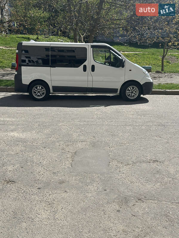 Минивэн Opel Vivaro 2006 в Хмельницком