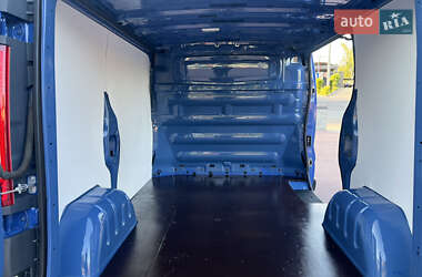 Вантажний фургон Opel Vivaro 2014 в 
