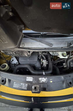 Грузовой фургон Opel Vivaro 2005 в 