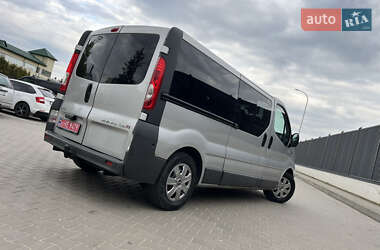 Мінівен Opel Vivaro 2013 в 
