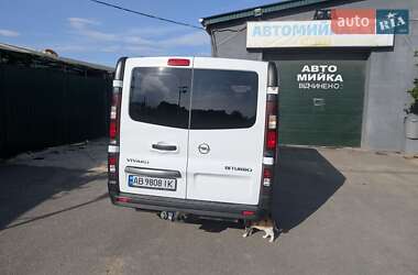 Минивэн Opel Vivaro 2016 в 