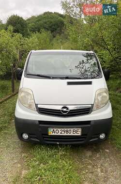 Минивэн Opel Vivaro 2006 в Хусте