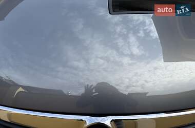Мінівен Opel Vivaro 2013 в 