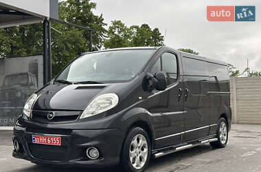 Мінівен Opel Vivaro 2012 в Рівному