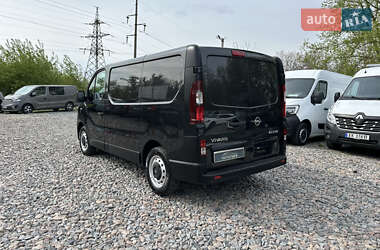 Вантажний фургон Opel Vivaro 2016 в 