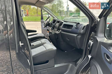 Вантажний фургон Opel Vivaro 2016 в 