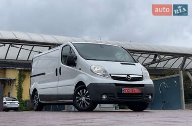 Грузовой фургон Opel Vivaro 2014 в 