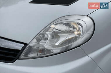 Грузовой фургон Opel Vivaro 2014 в 