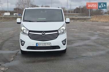 Мінівен Opel Vivaro 2015 в 
