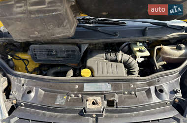 Мінівен Opel Vivaro 2007 в 