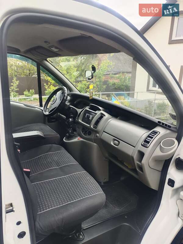 Минивэн Opel Vivaro 2007 в Киеве