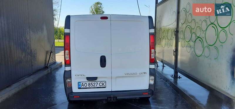 Минивэн Opel Vivaro 2011 в Коломые