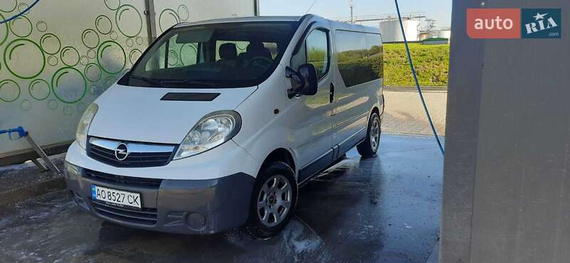 Минивэн Opel Vivaro 2011 в Коломые