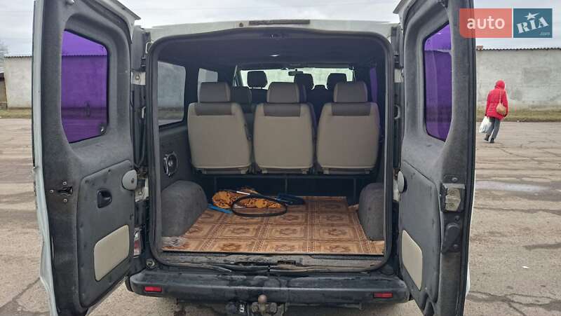 Мінівен Opel Vivaro 2003 в Солоному