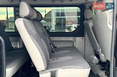 Минивэн Opel Vivaro 2012 в 