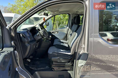 Мінівен Opel Vivaro 2015 в 