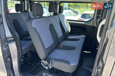 Мінівен Opel Vivaro 2015 в 
