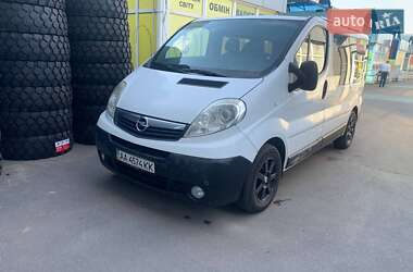 Мінівен Opel Vivaro 2008 в Києві