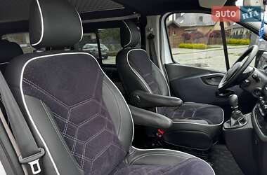 Мінівен Opel Vivaro 2016 в 