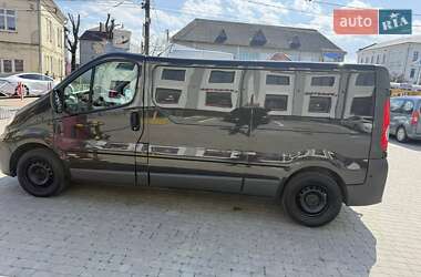Грузовой фургон Opel Vivaro 2012 в Коломые
