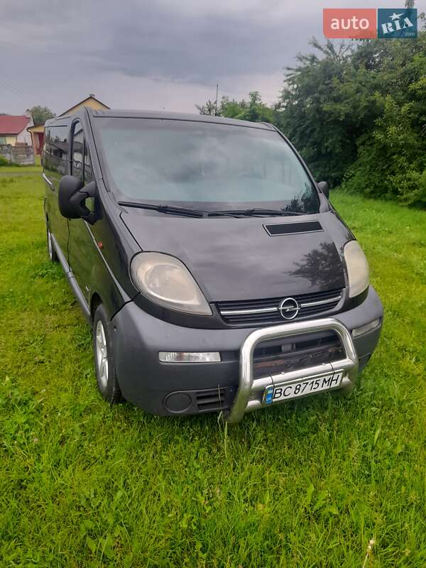 Мінівен Opel Vivaro 2005 в Мостиській