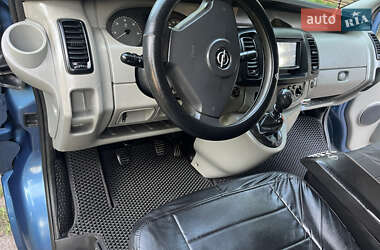 Вантажопасажирський фургон Opel Vivaro 2007 в 