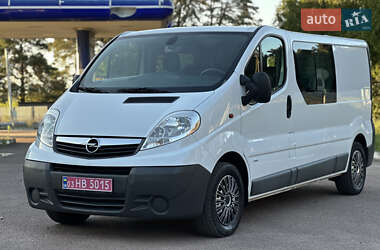 Мінівен Opel Vivaro 2013 в Дубні