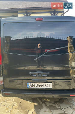 Мінівен Opel Vivaro 2013 в 