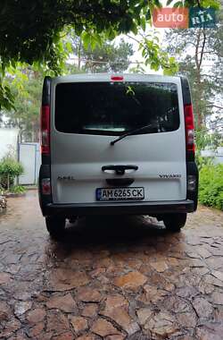 Грузовой фургон Opel Vivaro 2014 в 