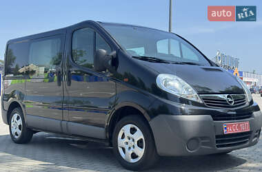 Мінівен Opel Vivaro 2013 в 