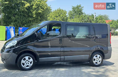 Мінівен Opel Vivaro 2013 в 
