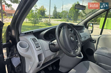 Мінівен Opel Vivaro 2013 в 