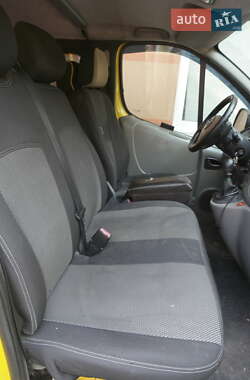 Минивэн Opel Vivaro 2007 в 