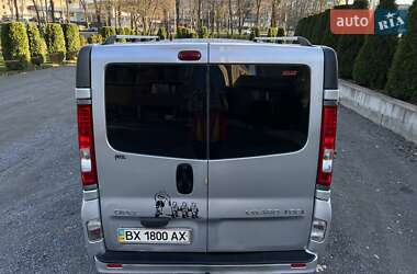 Мінівен Opel Vivaro 2011 в 