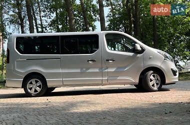 Минивэн Opel Vivaro 2019 в 
