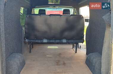 Минивэн Opel Vivaro 2004 в 