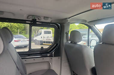 Мінівен Opel Vivaro 2013 в 