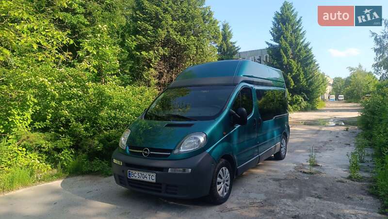Opel Vivaro 2005