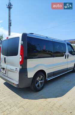 Минивэн Opel Vivaro 2008 в 