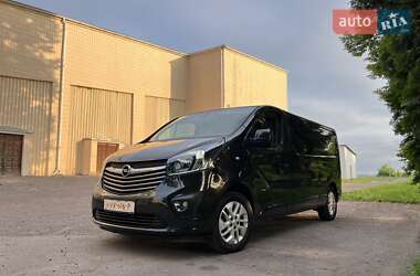 Минивэн Opel Vivaro 2016 в 